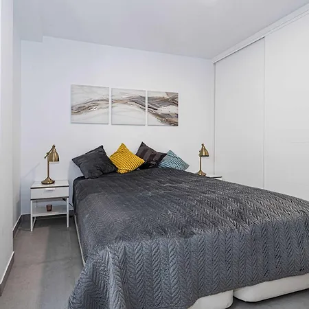 Terrazas De Ladera V12 * Nerja