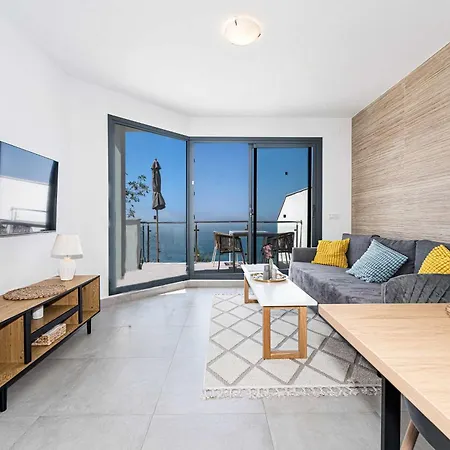 Terrazas De Ladera V12 *